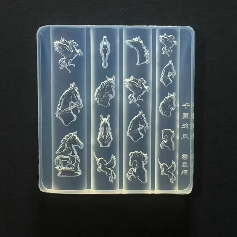 예술적인 3D 승마 머리 실리콘 몰드 네일 아트용 투명 엠보싱 몰드 보석 장