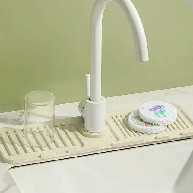 Kitchen Silicone Faucet Splash Mat Sink Splash Catcher Countertop Sink Protectors Mat Draining Pads for Bathroom Kitchen Gadgets 2