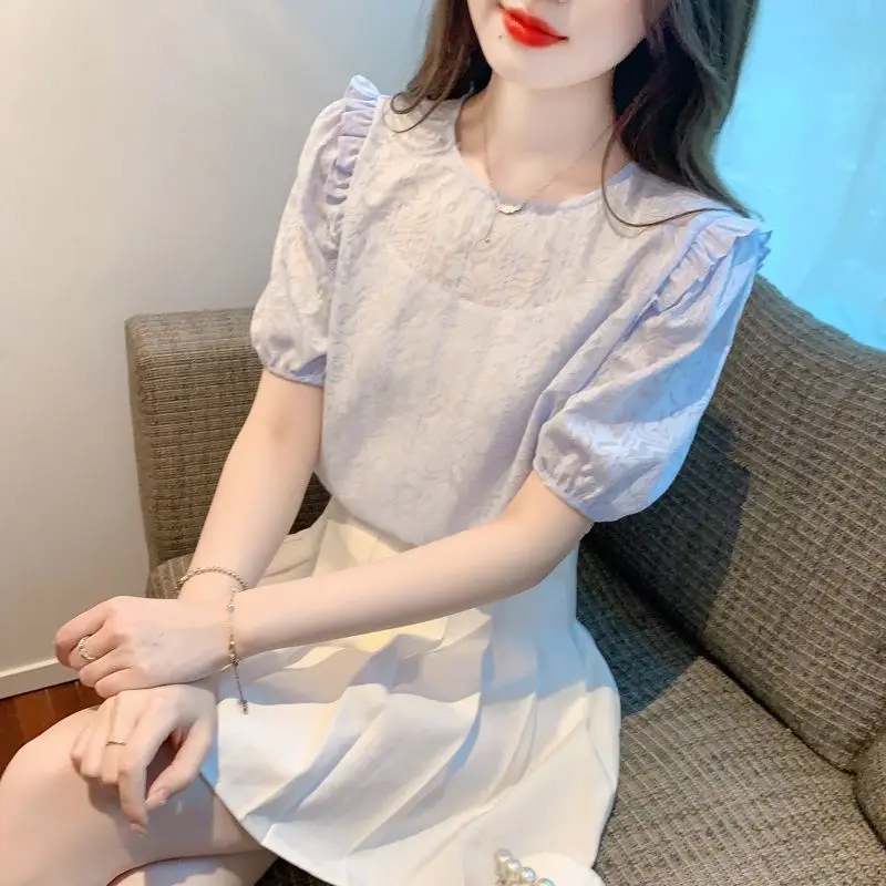 반팔 쉬폰 여성의 새로운 상의는 나이를 줄여주는 기질과 슬림한 레이스 셔츠