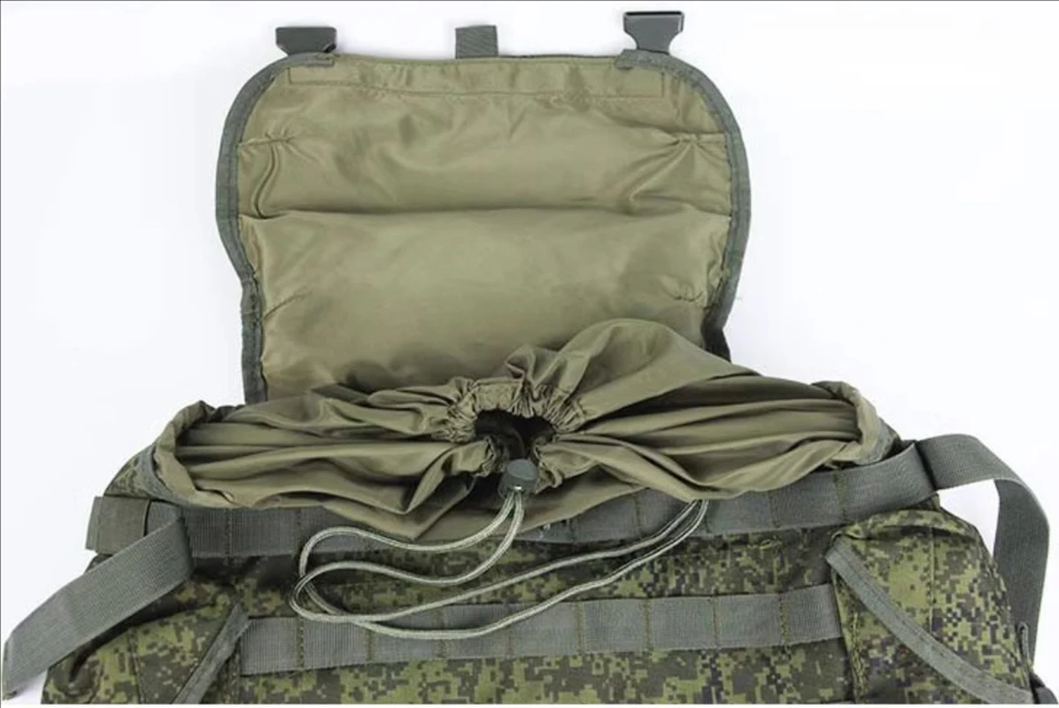ロシア軍 パトロールバックパック ◇ロシア軍 新品 パトロールバックパック 25L EMR おまけ付き