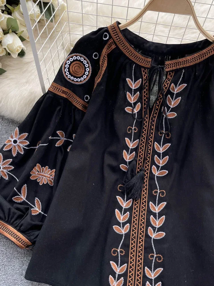 女性のための刺繍入りエスニックスタイルのブラウス,ラウンド