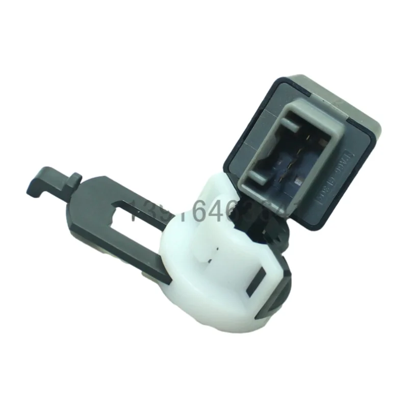 93810-3S700 for hyundai GENESIS COUPE 12 kia SELTOS FORTE cerato 2012-2015 Stop Lamp (4P) Switch Assembly