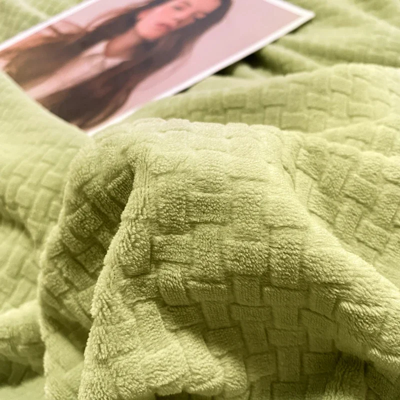 1pc Thicken Winter Duvet Cover Warm Milk Velvet Comforter Cover Double Side Velvet Bed 3D Carve Flower Comforter Set Bedding Set Sd1d1f06a6af54b0ea983d3e78d074045I