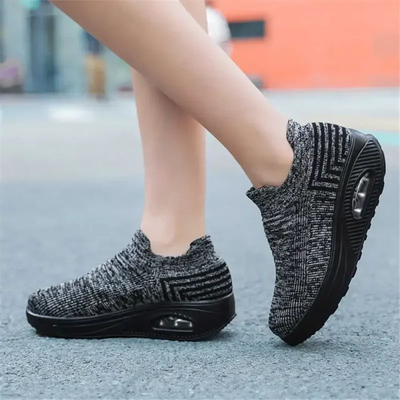 

2024 NEW Plus Size 43 Sneakers Vulcanize Footwear Women Offers Shoes Sports Outing Universal Brand Bity Fashion Casual Comfort