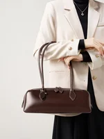 18185-06670d.jpg 2025 Elegant Long-Strip Leather Bag