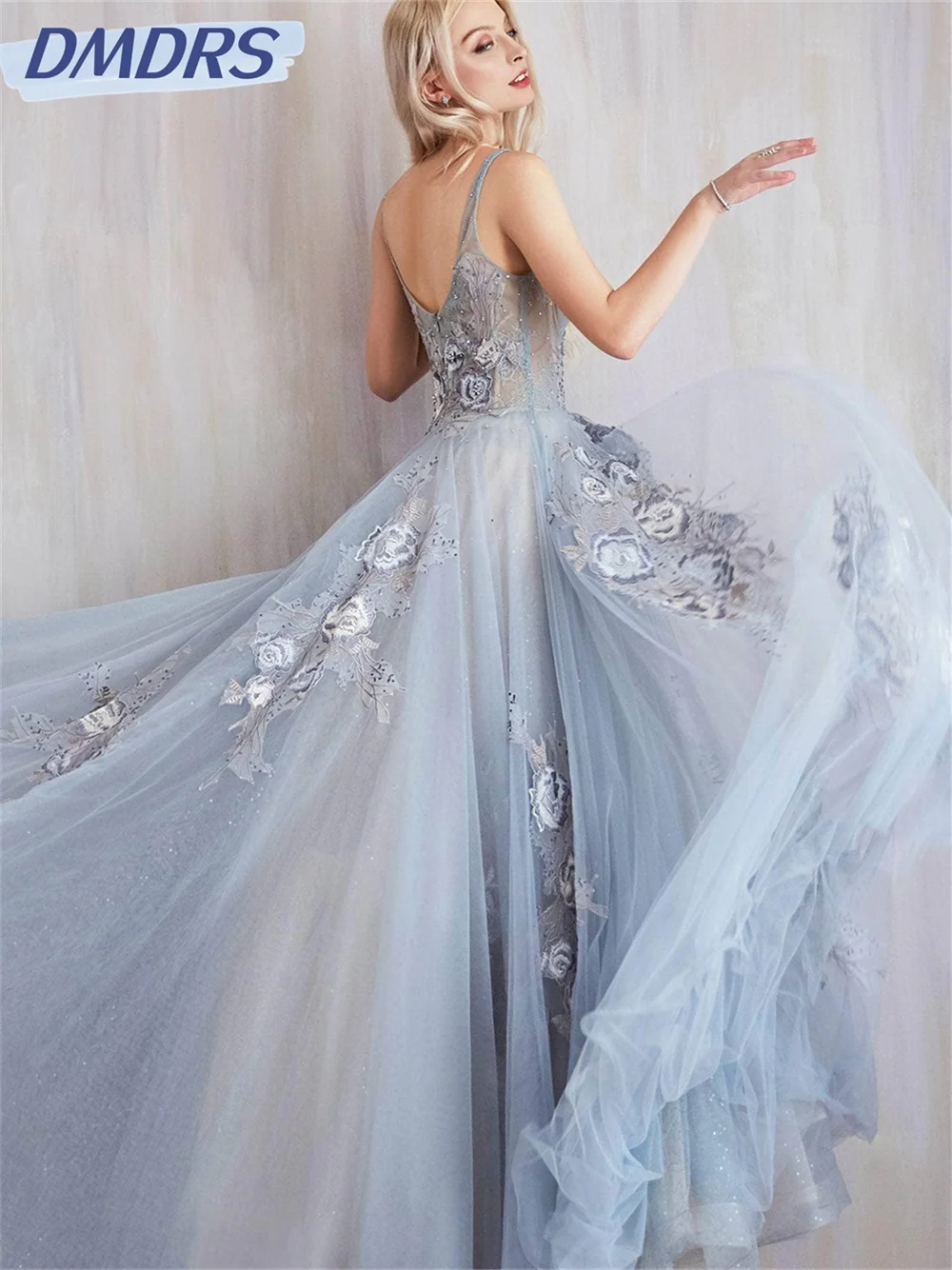 Рисунок 2 - Женское платье подружки невесты It's yiiya