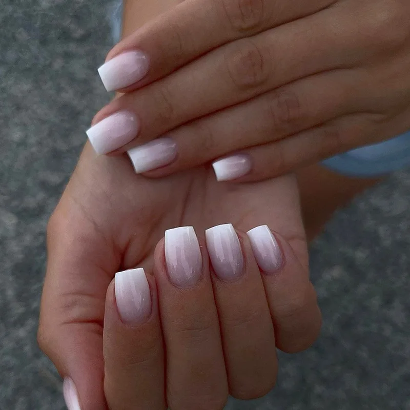 24pcs/box Artificial Nails Glue Mid-length Fake Nails Gradient Wear Nail Stickers Finished Fake Press On Coffin