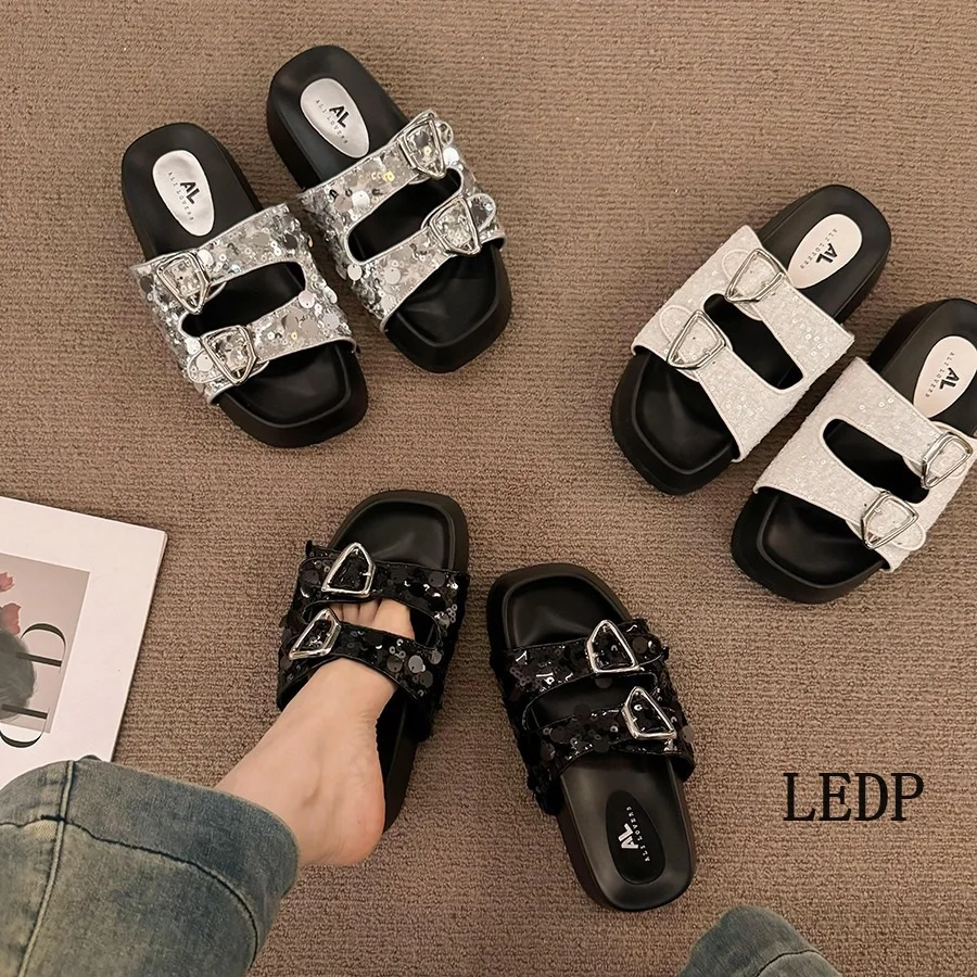 

LEDP Slippers Korean Retro Female 2024 New Silver Sequin Thick Sole Increase Summer Wear Everything Casual Muffin Flip-flops