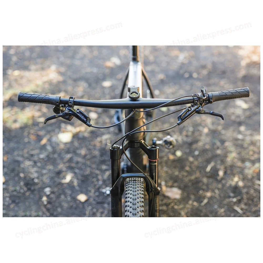 UD-マットカーボンファイバー製マウンテンバイクハンドルバー
