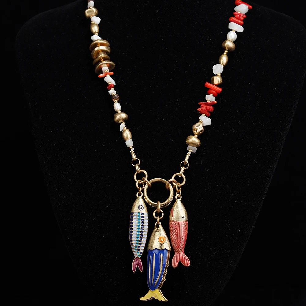 CZMZHFC Collier Bohème Poisson Pour Femme – Fait Main, Trois Rangs Multicolore, Pendentif Poisson