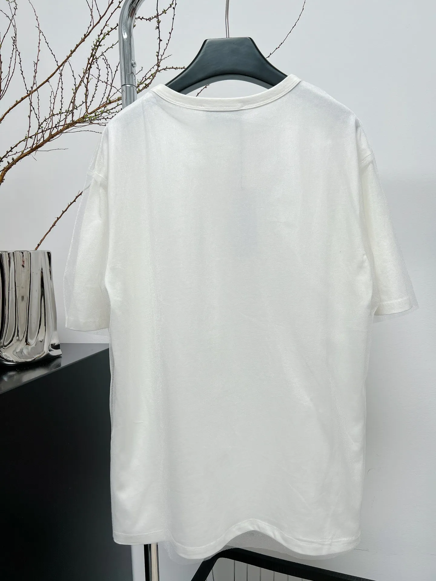 

24 New Early Spring Water Diamond Mesh T-shirt