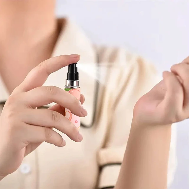 5ml Refillable Spray Bottle 4