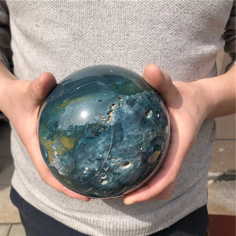 Boule de pierre de cristal naturel pour la décoration, sphère