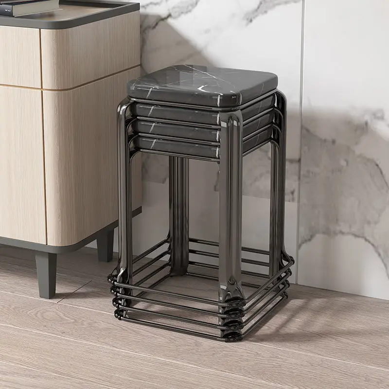 Рисунок 2 - Стул из кованого железа OK