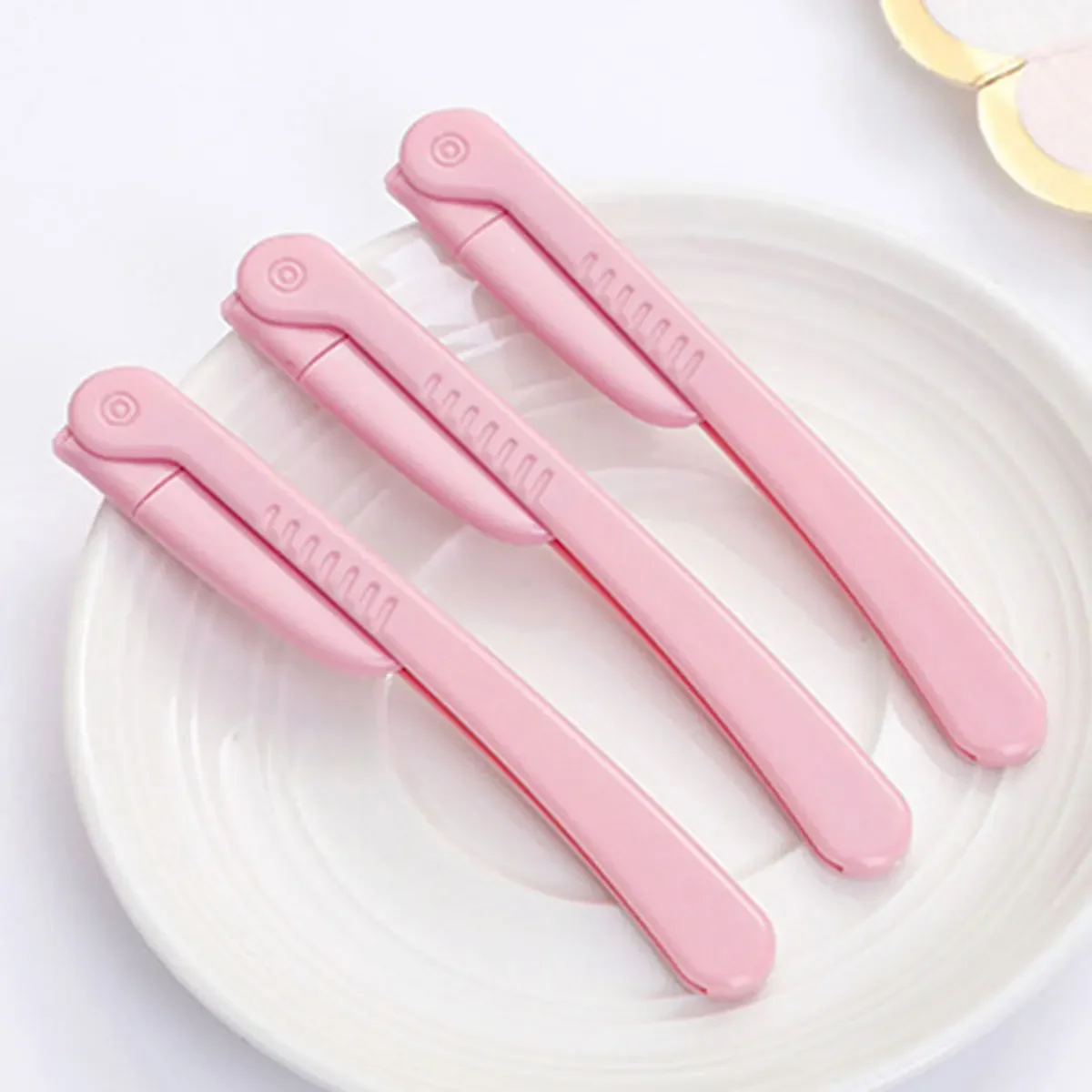 3Pcs/Set Foldable Eyebrow Trimmer Blades Beauty Pink Eyebrow Shaper Shaver Women Men Facial Brow Hair Remover Razor Makeup Tools 4