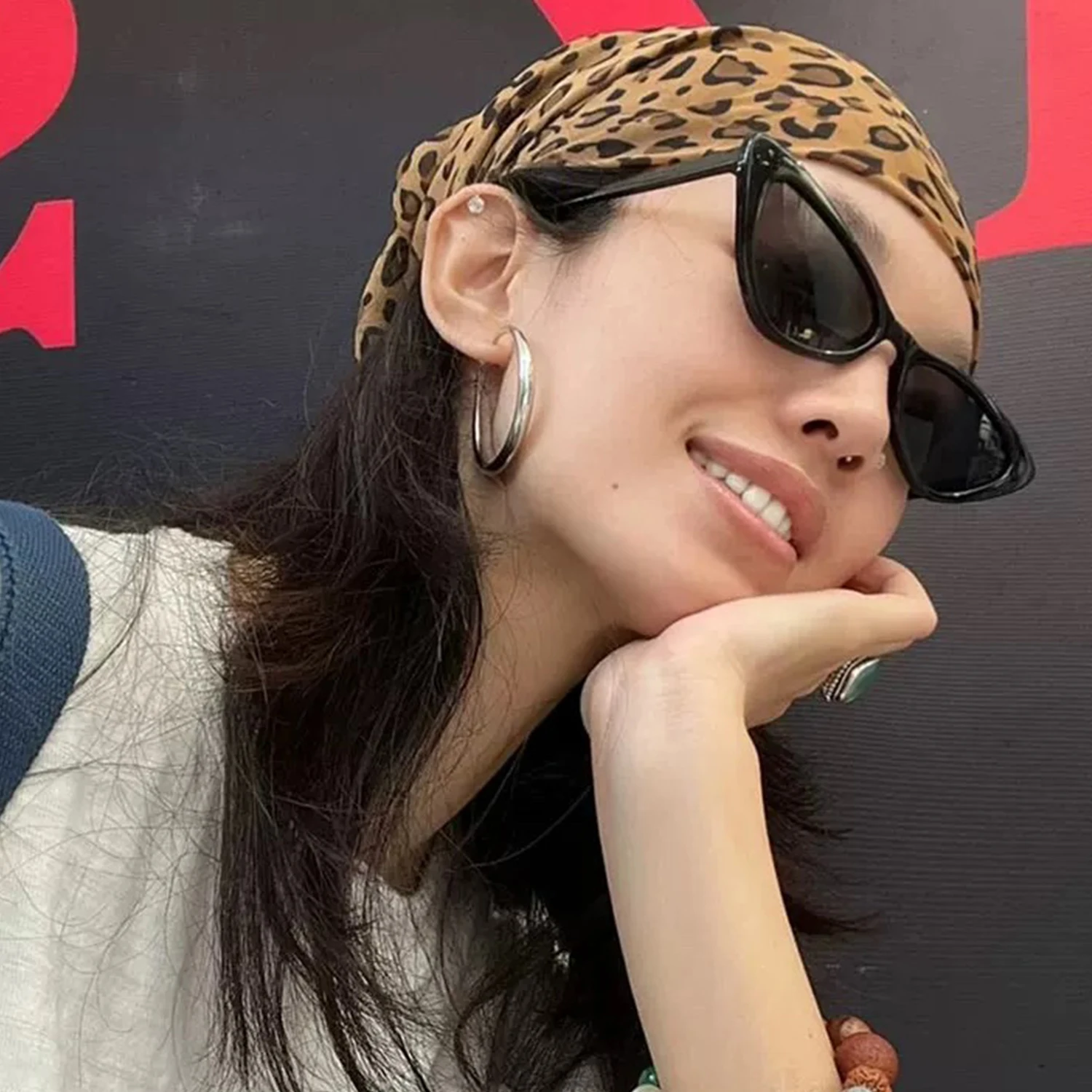 Retro Spice Leopard Headscarf Fashionable Retro Women's High Quality Scarf Elagant Bandana Neck Kerchief Head Bands Perfect Gift 4