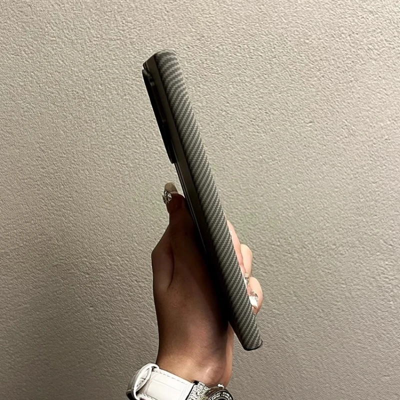 Luxurious Carbon Fiber Relief Texture Magnetic Case with Alloy Lens, Wireless Charging Compatible