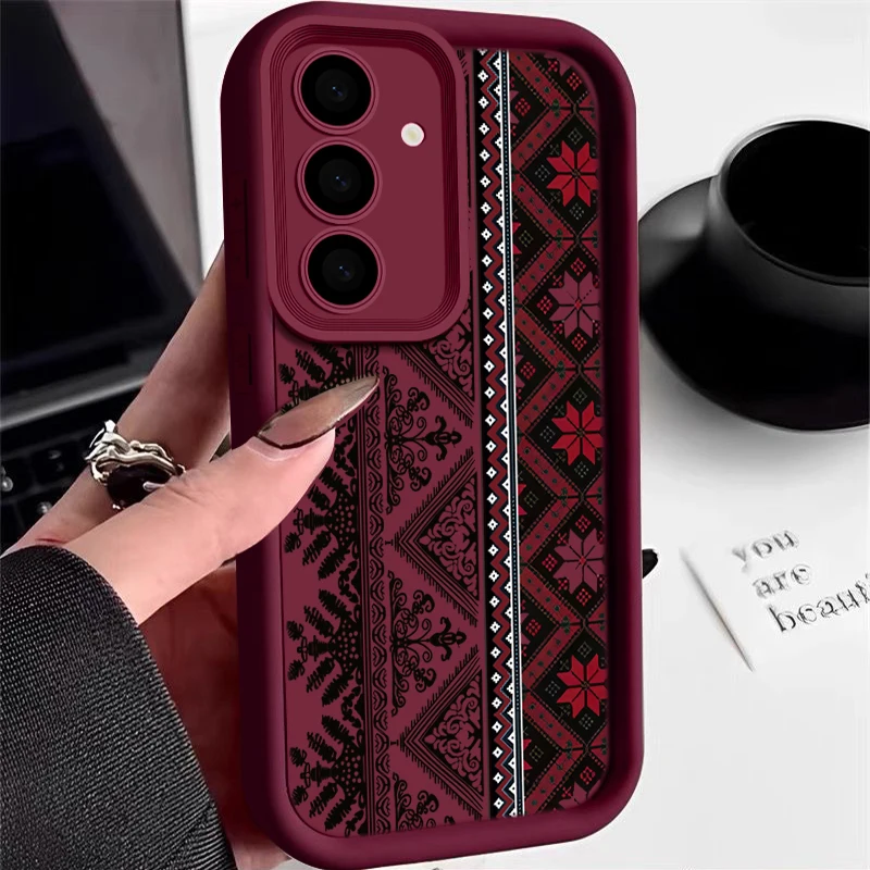 Vintage European-Style Decorative Phone Case
