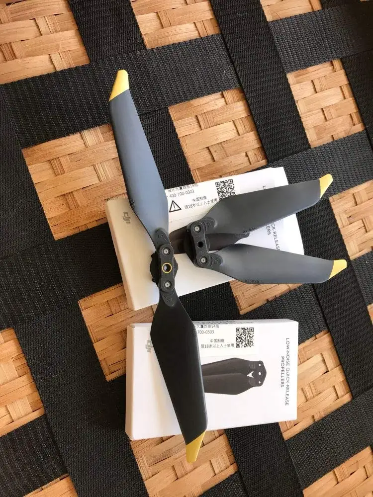 2 Pairs 8331 Low-Noise Quick-Release Replacement Blade Props Propeller for DJI Mavic Pro Platinum Drone RC Accessories Parts