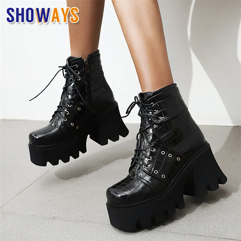 

Winter Plush Women Platform Ankle Boots Black Patent Leather Square Toe Lace Up Rivet Strap Zipper High Thick Heels Combat Shoes