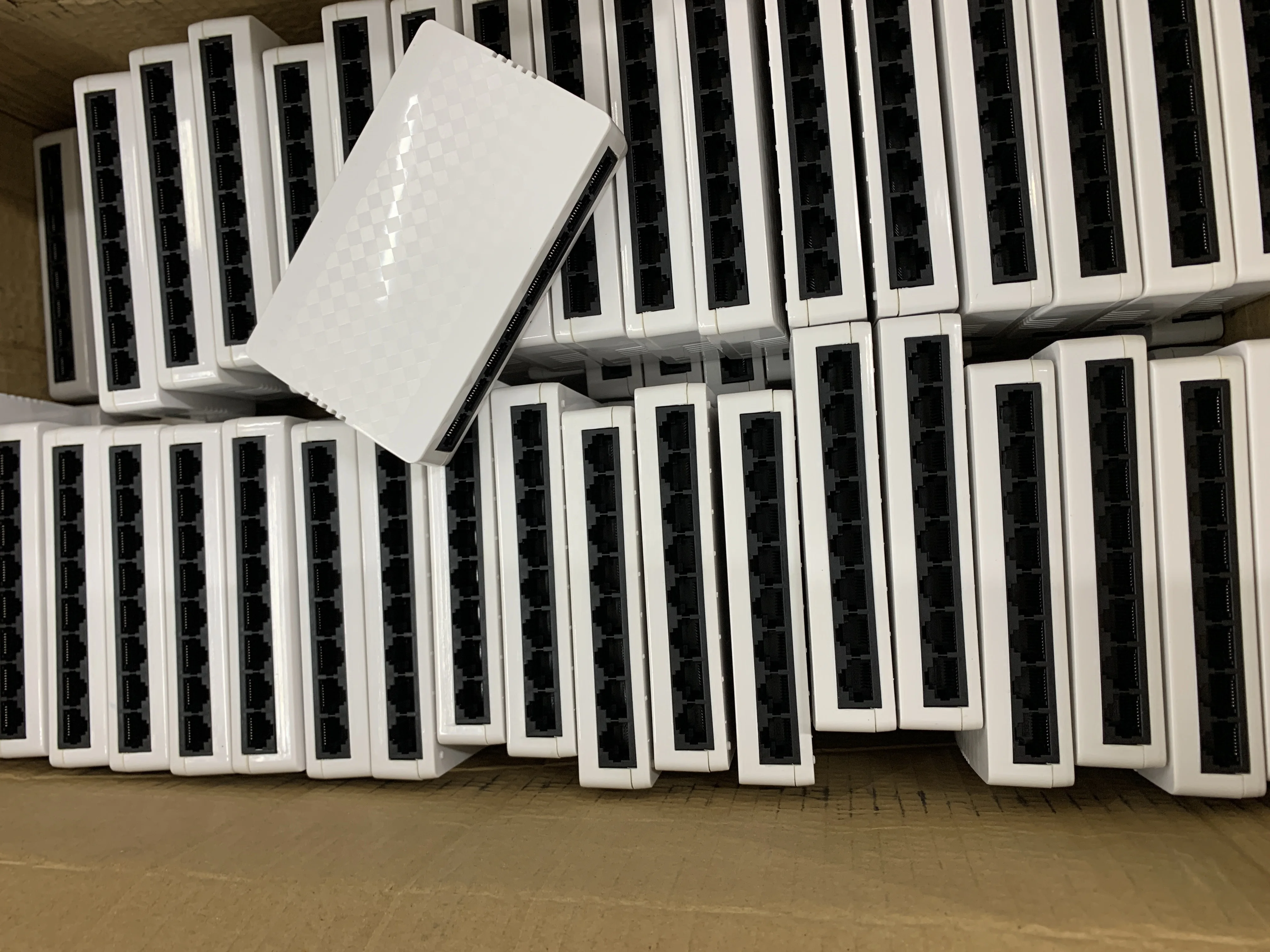 Wanglink Fast Ethernet 8 Ports 10/100Mbps Unmanaged Network Switch