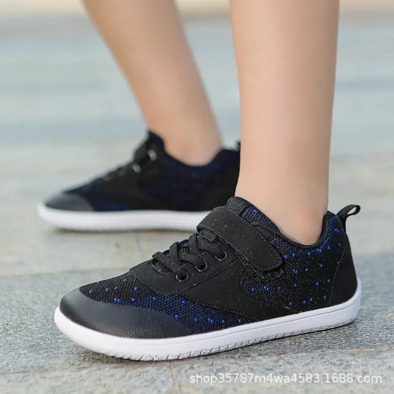 Kids Shoes Children's Wide Head Barefoot Comfortable Breathable Sports Shoes Simple Design Flat Footbed All-Season Running Shoes