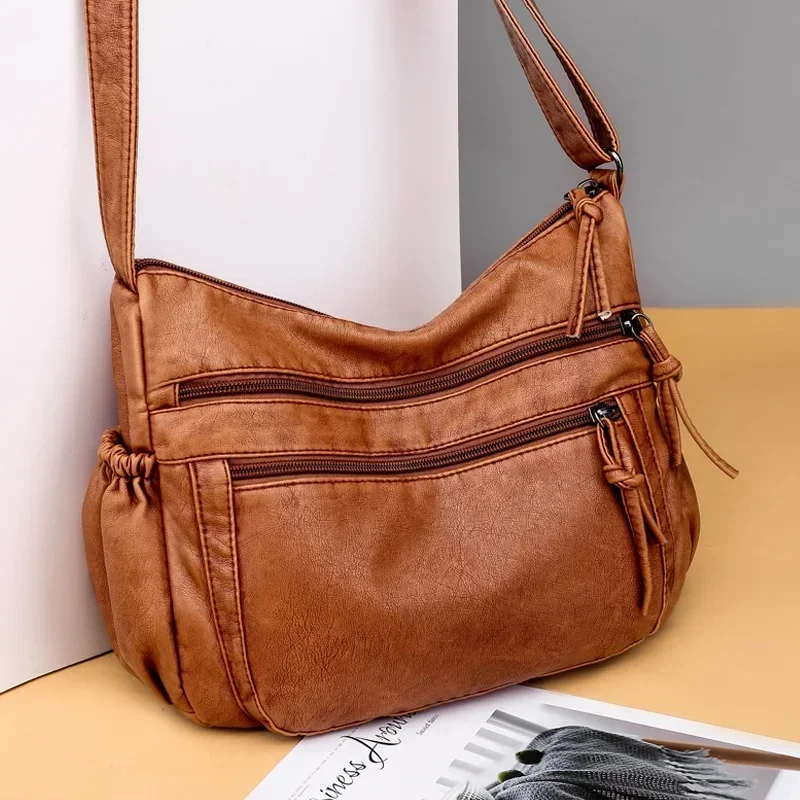 1 Pcs Large Capacity Soft Leather Women's Bag Retro ShoulderBag Simple Crossbody Bag Middle-aged Mom Ladies Messenger Bag