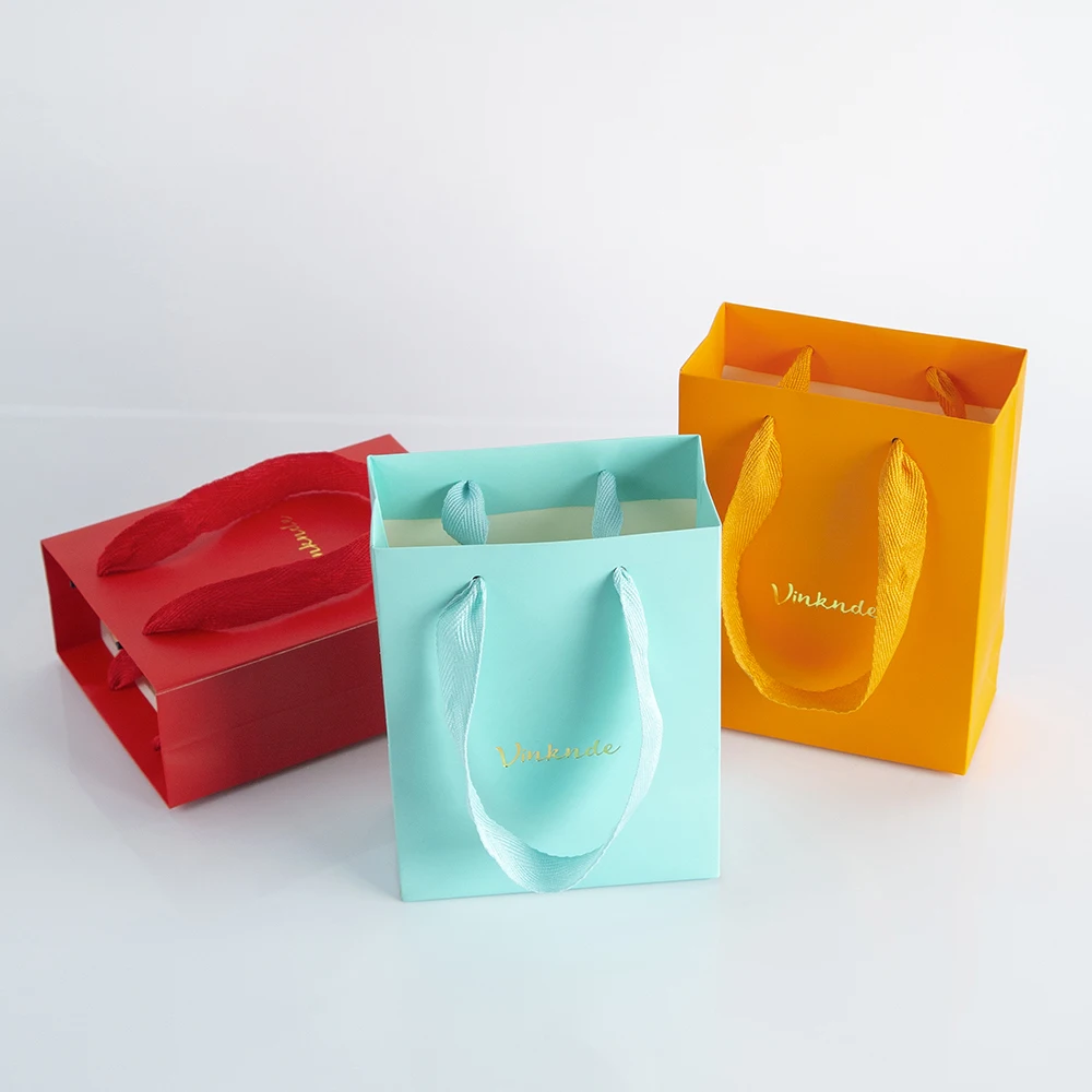100 Black White Kraft Lamination Paper Gift Tote Bags Custom Logo Birthday Present Bag Shopping Bags Travel Cosmetic Storage Bag