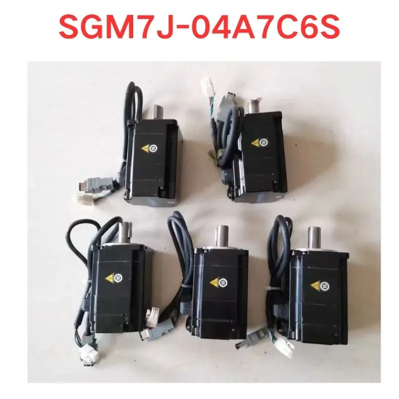 

Б/у Серводвигатель SGM7J-04A7C 6S, проверка работоспособности