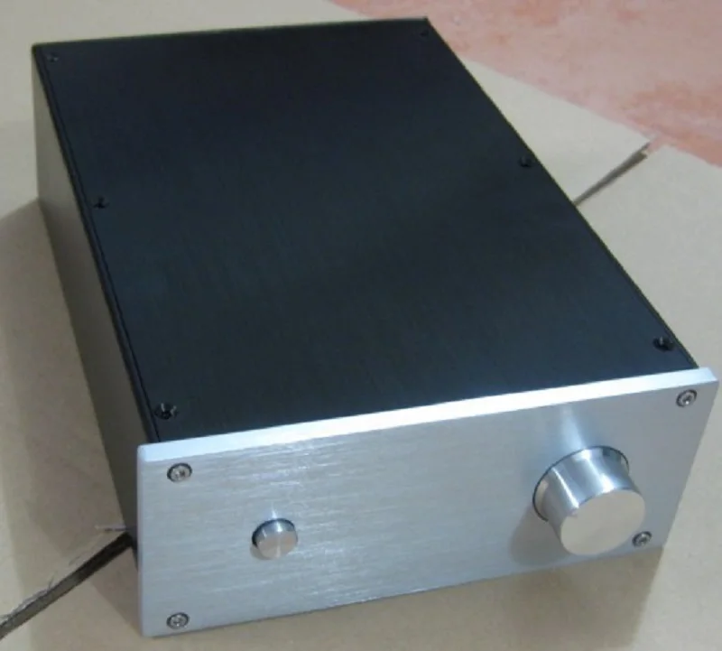 

BREEZE JC229 aluminum case for power amplifier