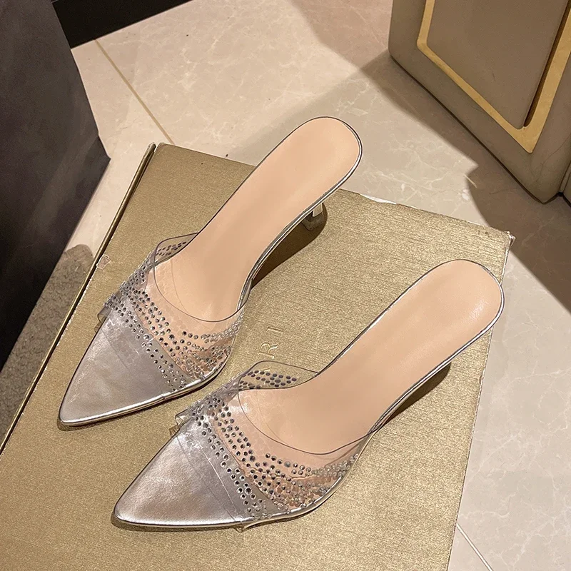 2025 Women Designer Sandals Summer Outdoor Wear Slides Stilettos Pointed Toes Open-toed_vogvips.com