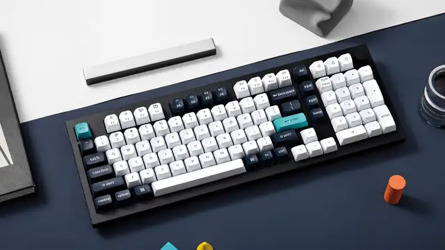 Keychron Q5 Max QMK/VIA Wireless Custom Mechanical Keyboard for 