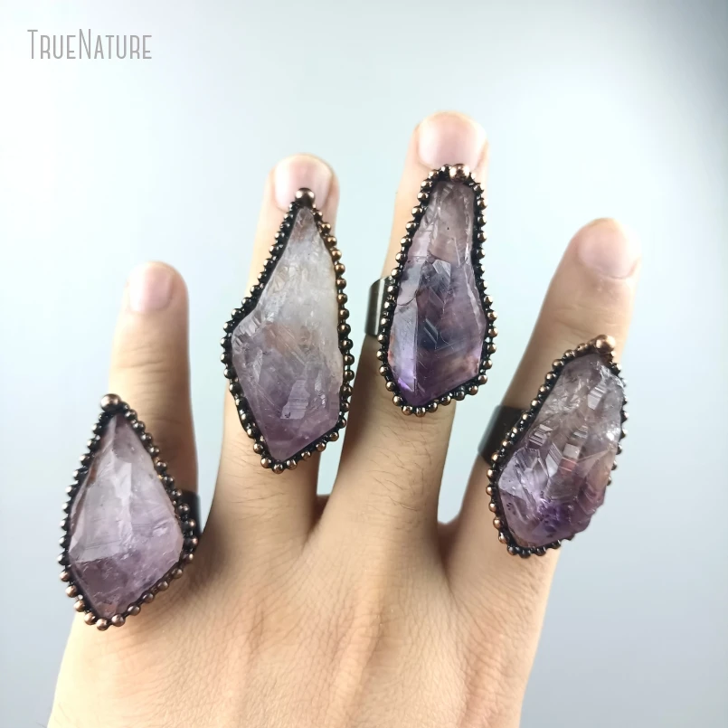 

5Pcs Wholesale Antique Bronze Color Tin Raw Amethysts Crystal Vintage Style Handmade Soldered Free Form Point Ring