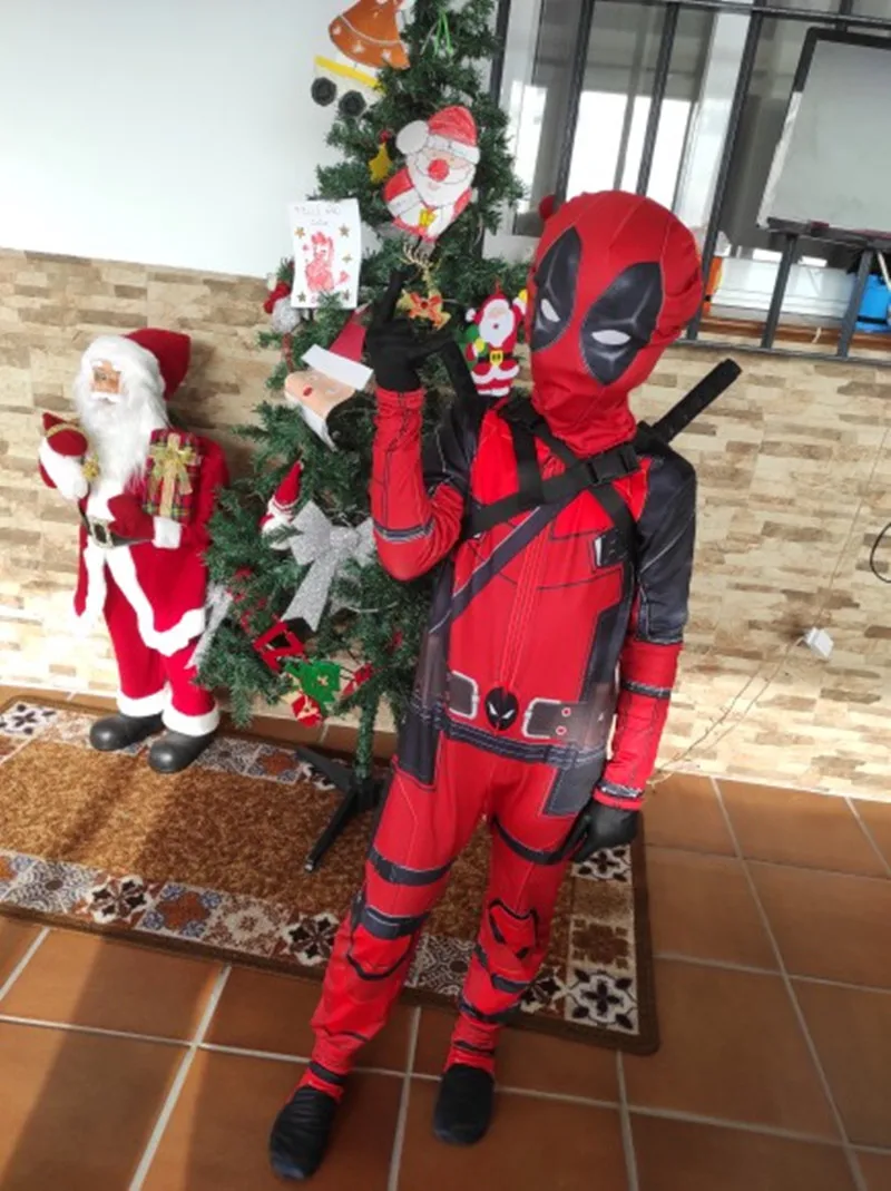 Déguisement Cosplay de super-héros pour enfant et adulte, déguisement de  film Deadpool de qualité, pour fête de noël, Halloween, avec gants épée -  AliExpress