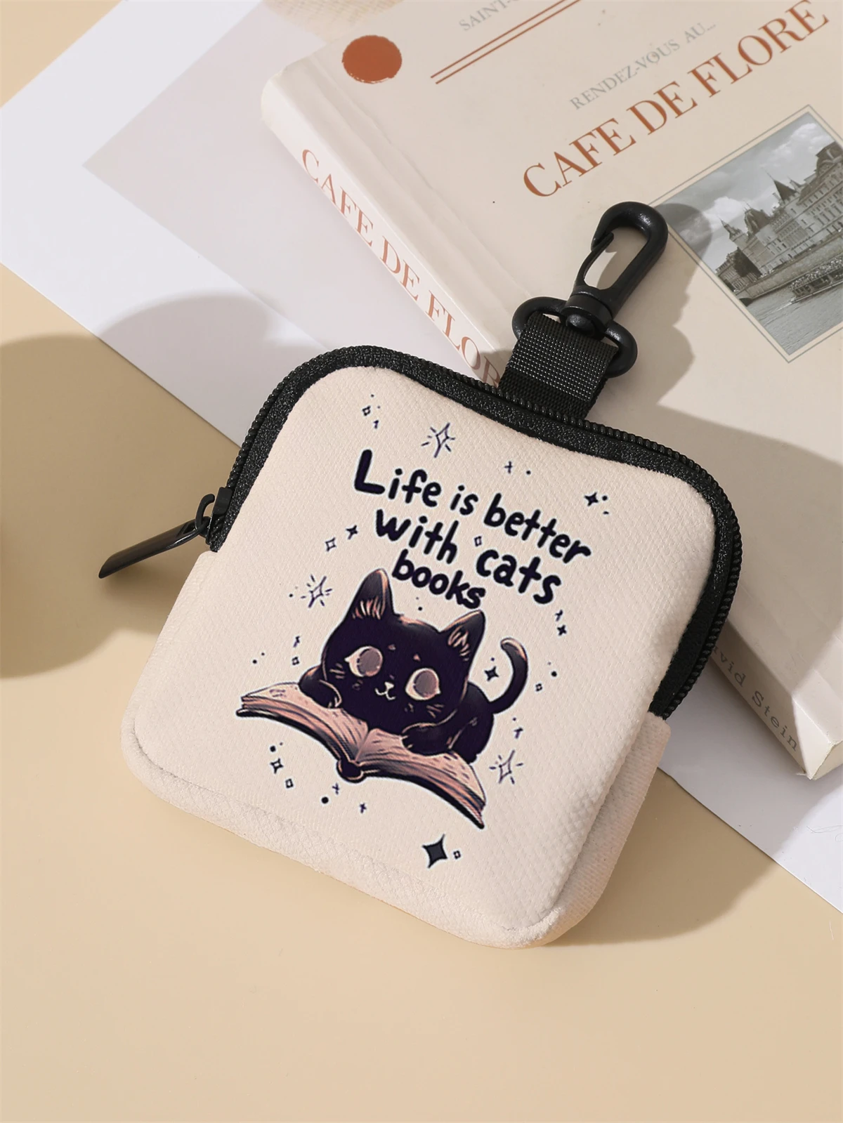 Large capacity wallets with cat and book patterns, digital printed coin wallets, and storage bags are ideal choices for gifts