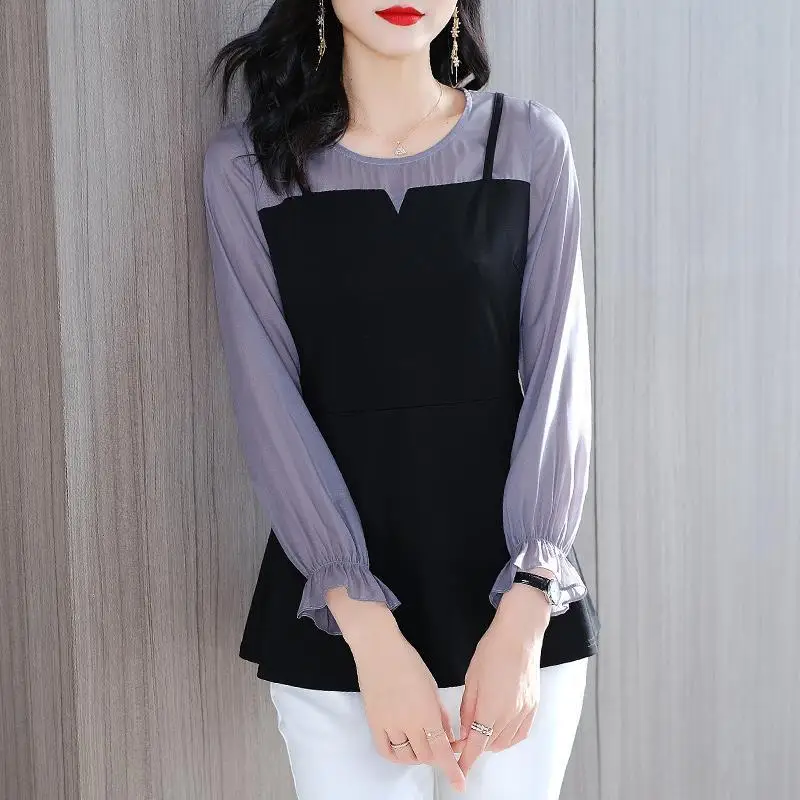 Fashion O-Neck Spliced Flare Sleeve Fake Two Pieces Blouse Women's Clothing 2023 Spring New Casual Pullovers Office Lady Shirt