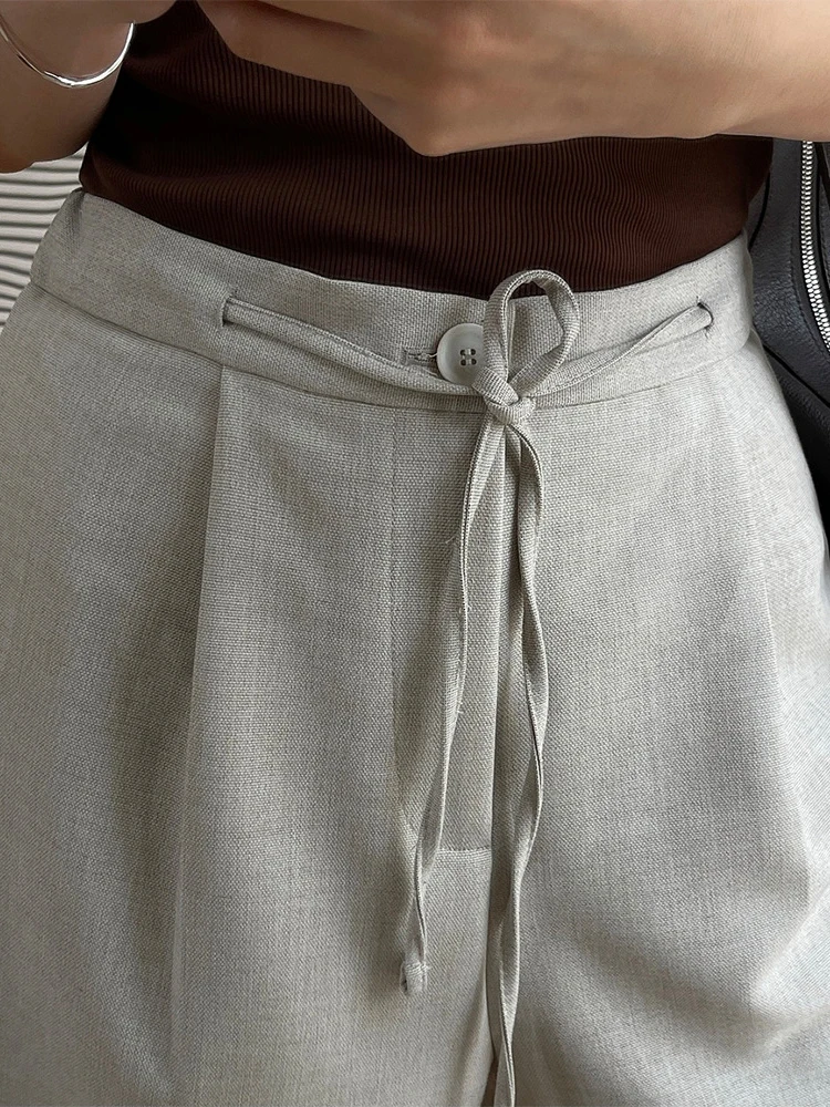 [LANMREM] Drawstring Design High Waist Shorts For Women Gray Straight Loose Office Lady Clothing 2024 Summer New 26D8790