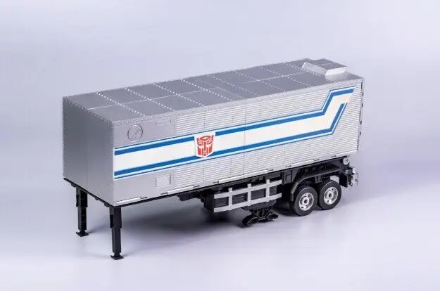 トランスフォーマーガ1ボブセンオプティマスプライムトレーラー
