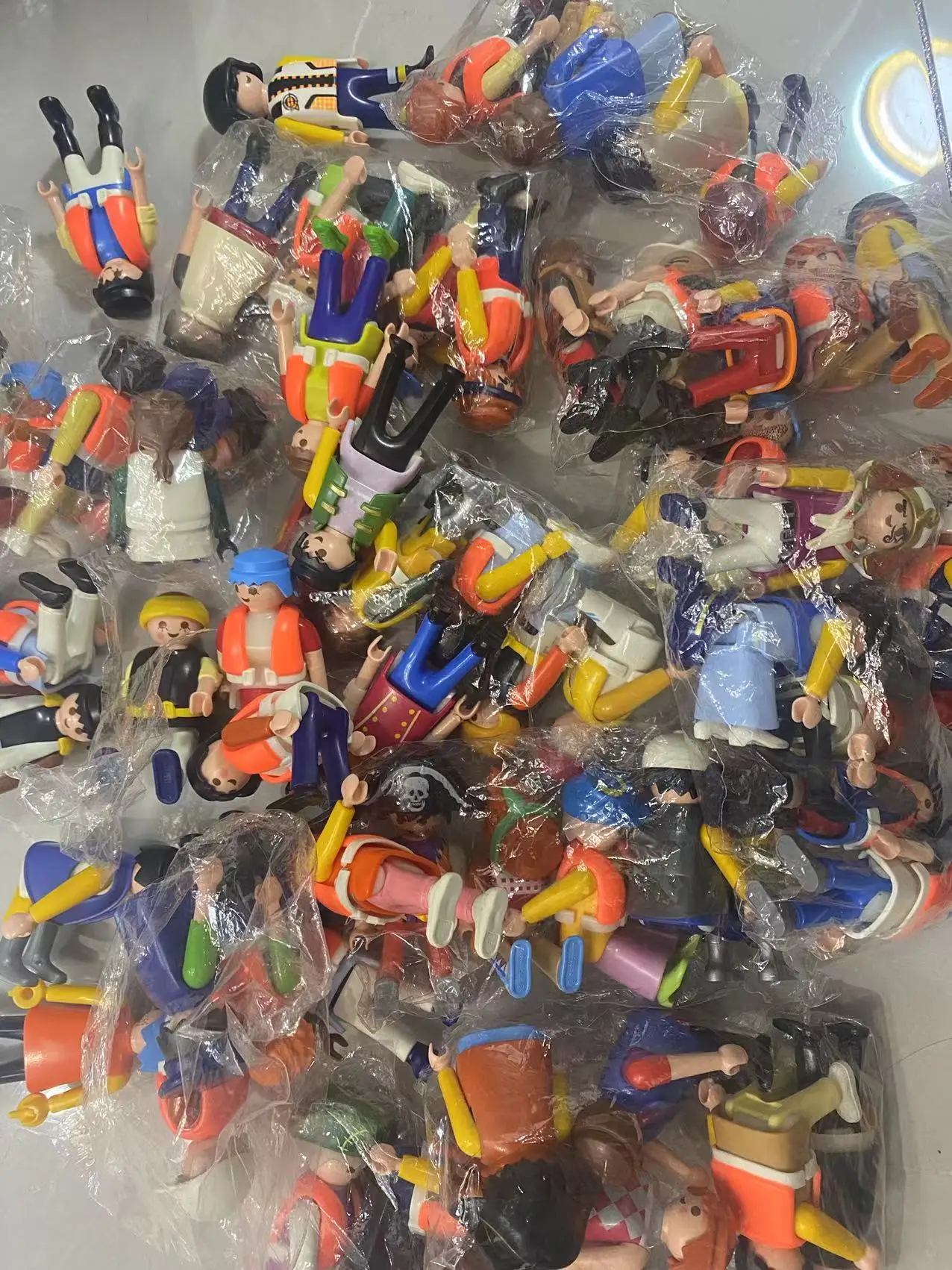 Random-1pc-Playmobil-7-5cm-Action-Figures-Cute-Toys-Boy-and-Girl-Model ...