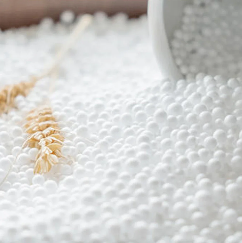 Description Picture 4 of item3-5mm Eco-friendly Bean Bag Sofa Chair Stuffing Filler EPS Foamed Polystyrene Ball Inner Wash Bag Big XXL Giant Beanbag TL001