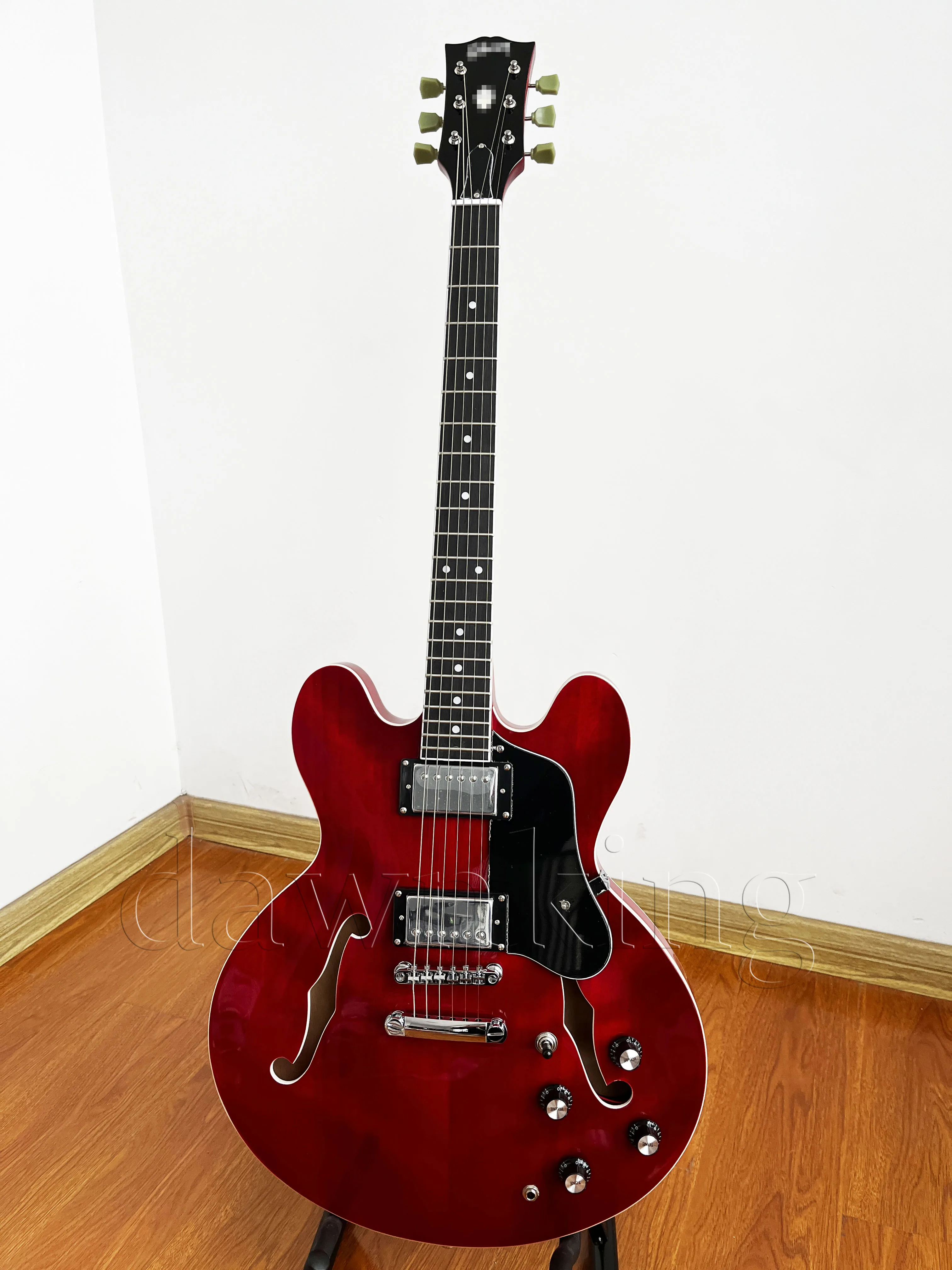 

electric guitar, F-hole semi hollow body, brown, mahogany fingerboard, free shipping