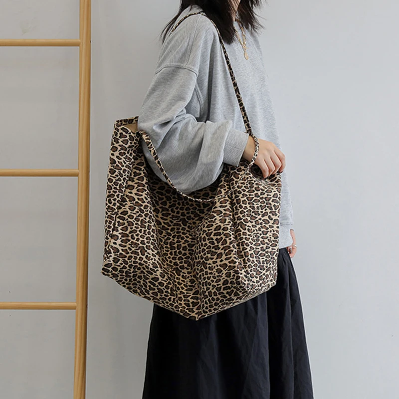 Large Capcity Leopard Printing Canvas Handbag For Women Shoulder Bag Female New Fashion Luxury Designer Shopping Casual Tote Bag
