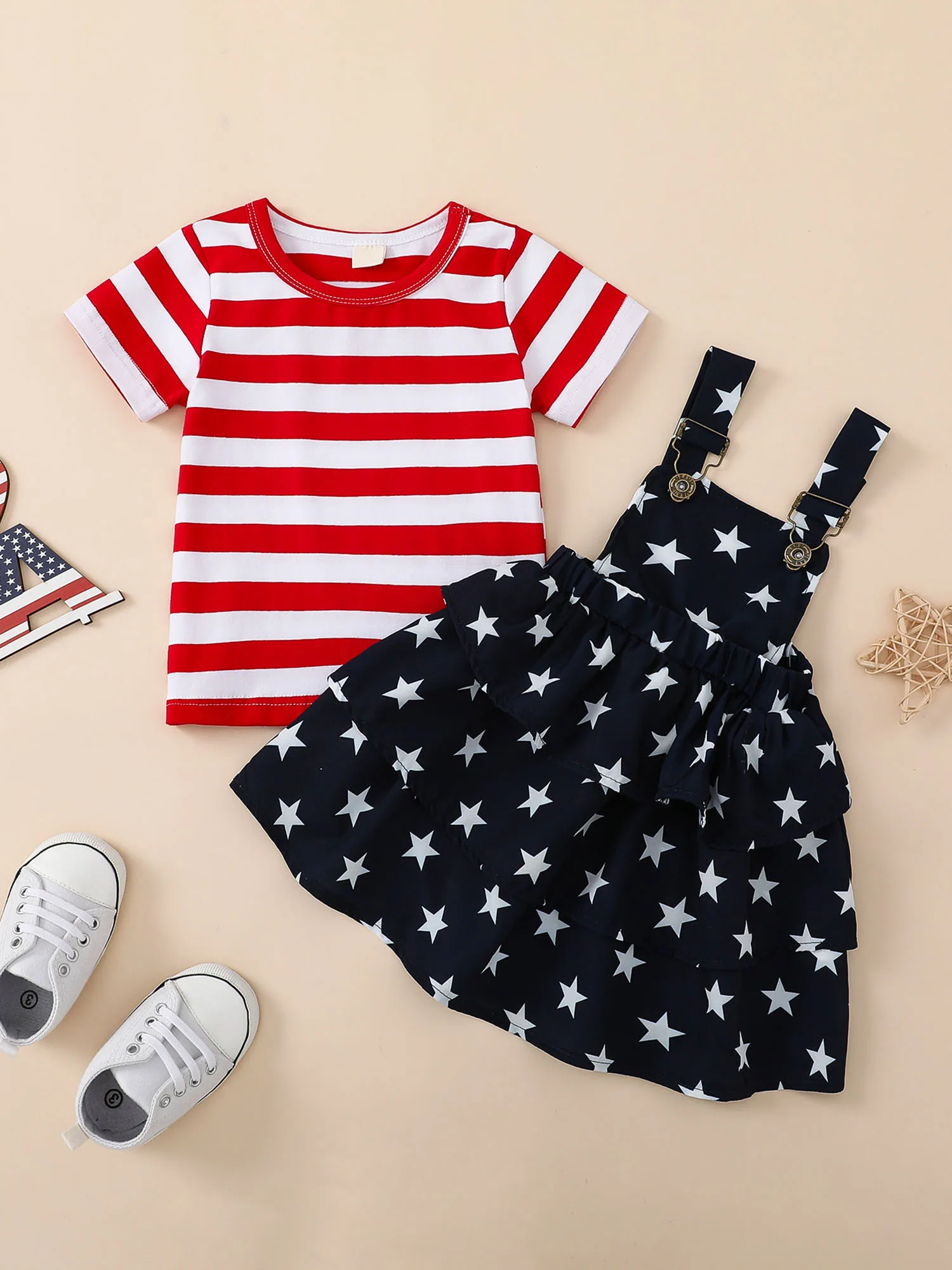 

4th of July Baby Girl Outfits Summer Striped Crewneck T Shirt Tops Stars Print Suspender Skirt Set Cute Toddler Clothes