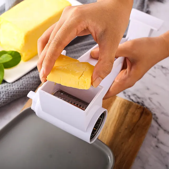 Hand-Crank Rotating Cheese Grater 2