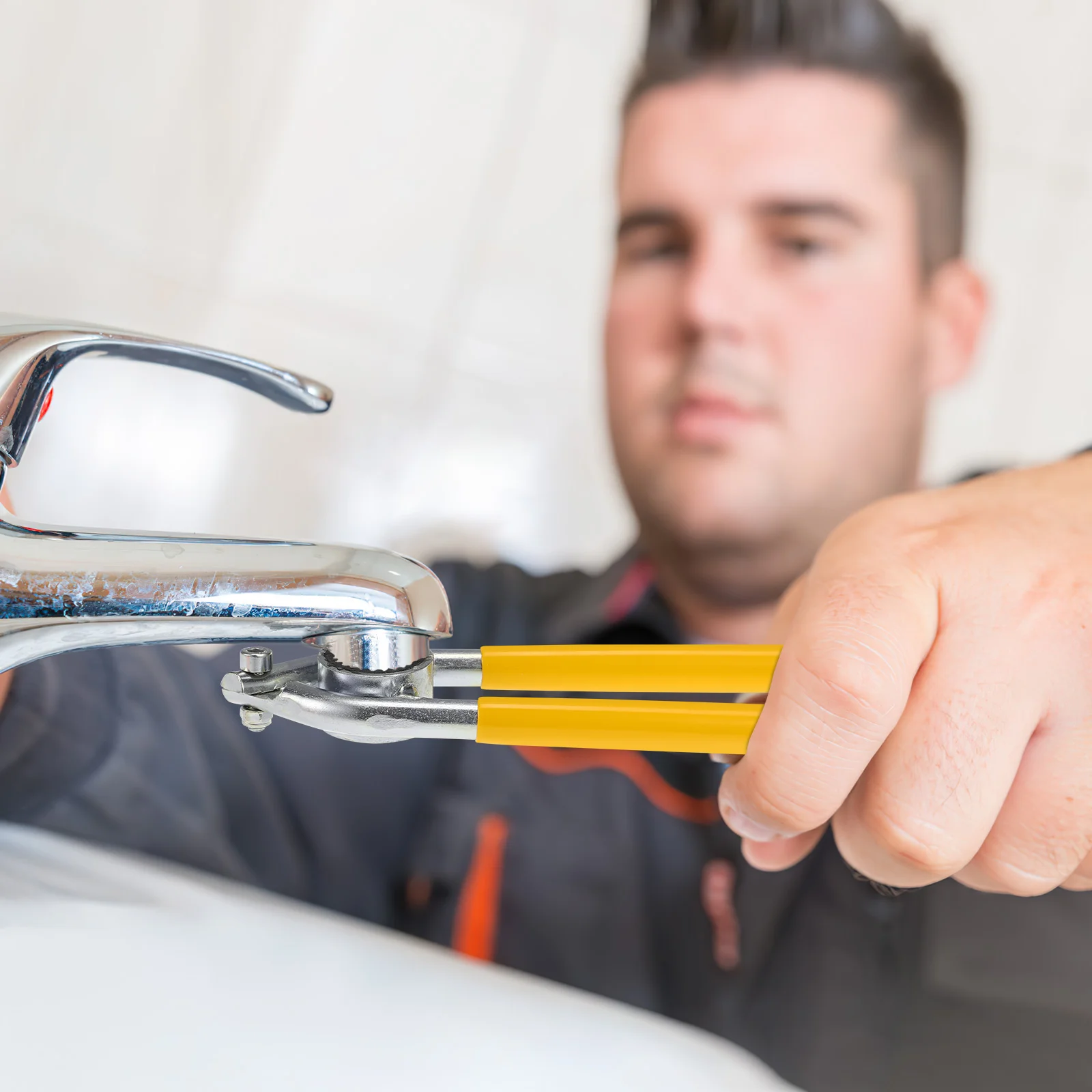 Рисунок 2 - Смеситель для сантехники