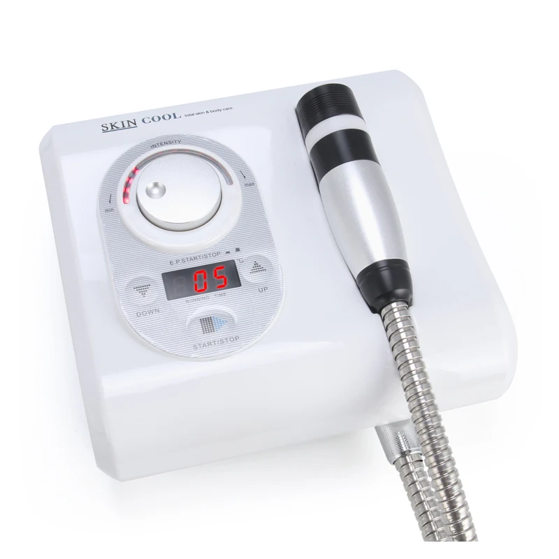 Freezing and rejuvenating instrument Multi functional water replenishing and absorption essence introducer Ice hammer Cold