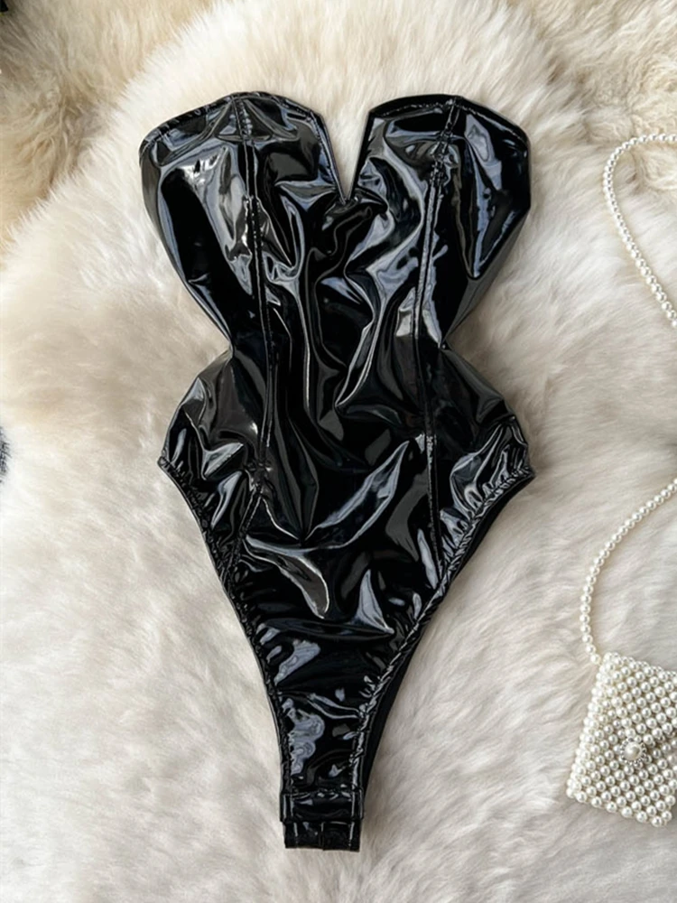 Q0855--Black