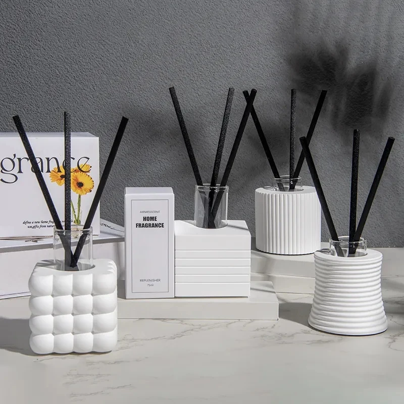 1pcs Creative Reed Diffuser with Aromatherapy Essential Oil, Black Rattan Sticks, Test Tube and Artistic Marbling Ceramic Bottle