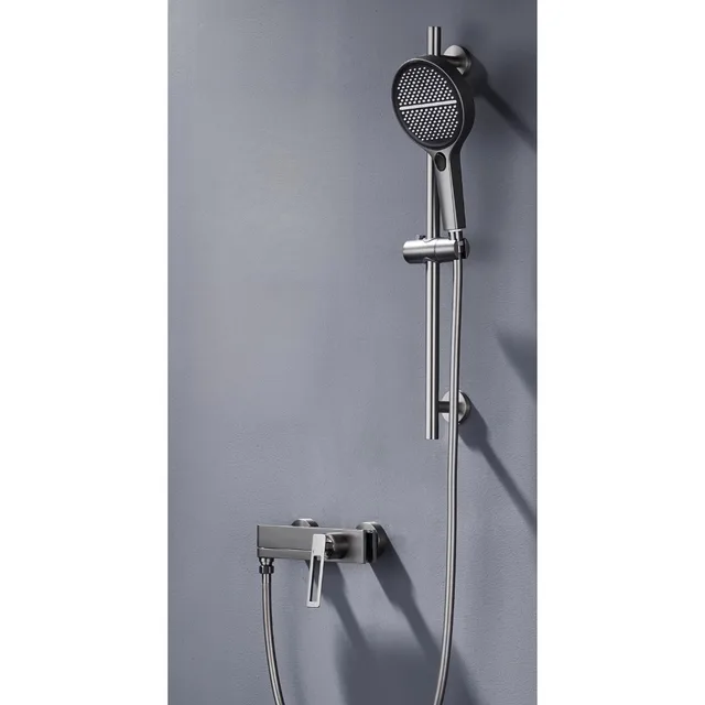 ก๊อกน้ําอ่างอาบน้ําขอบถังห้องน้ําวาล์วผสมร้อนและเย็นปืนสเปรย์อาบน้ําแบบเรียบง่าย 5