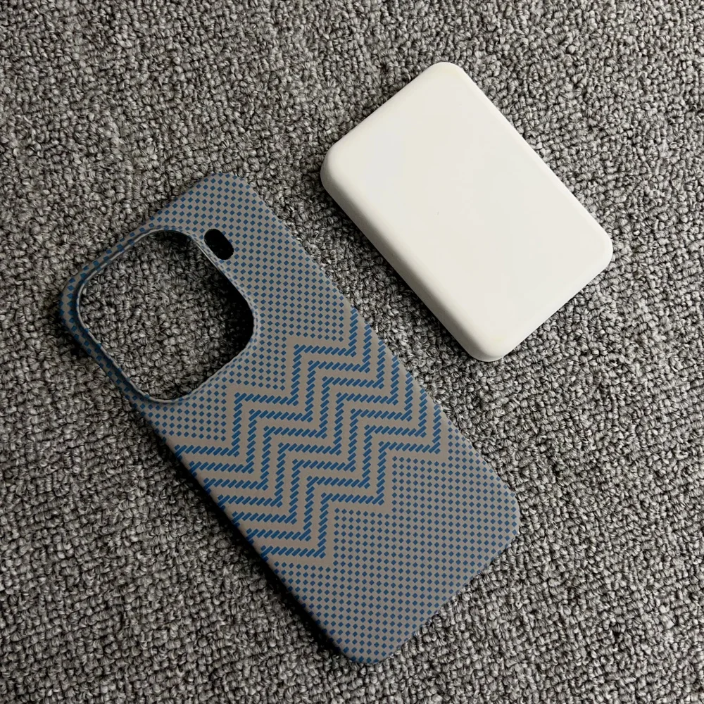 Luxury Carbon Fiber Kevlar Pattern Ultra Thin Magnetic Shockproof Phone Case